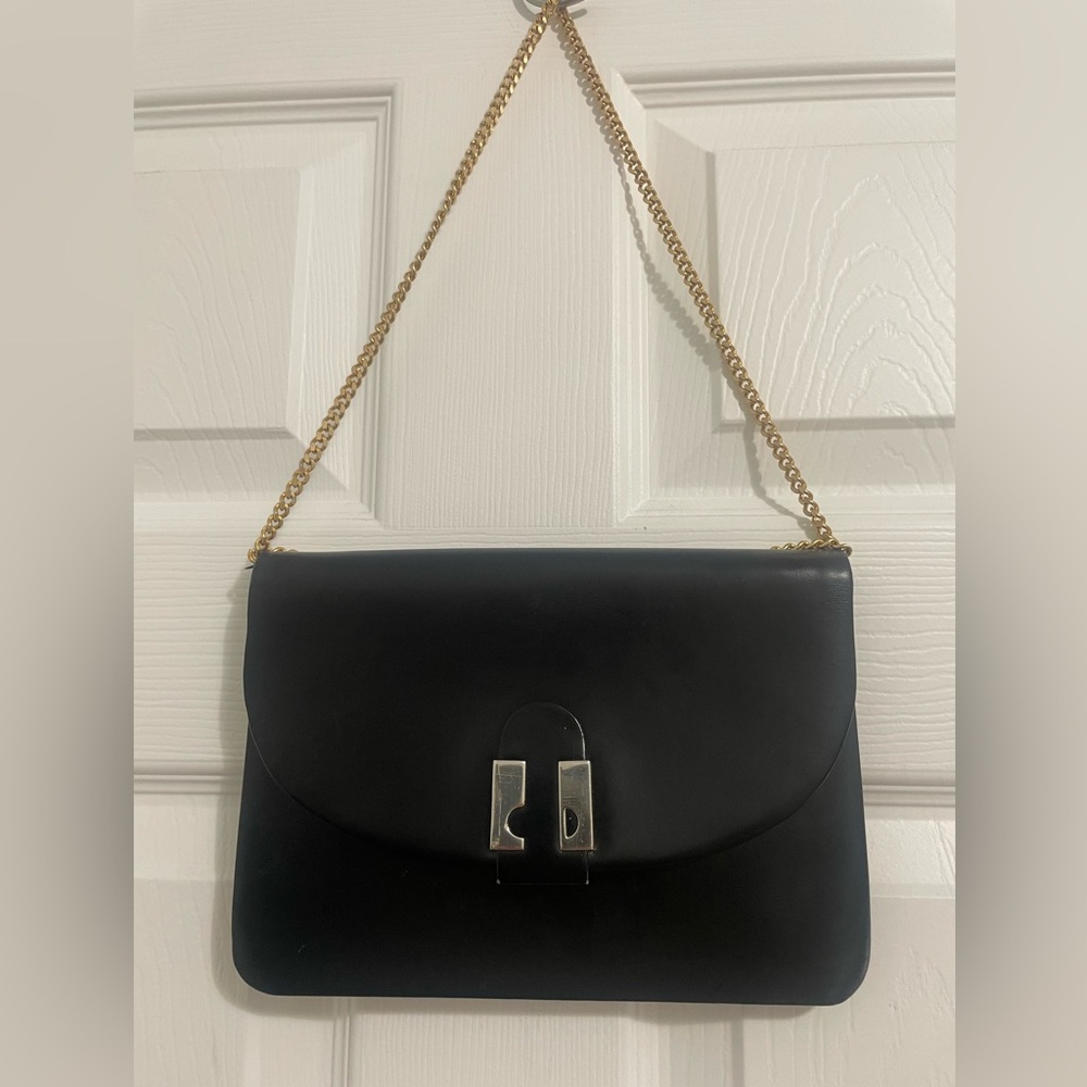 Vitage DIOR c’est DIOR leather handbag made in france